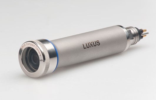LUXUS-compact-camera.jpg