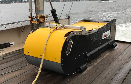 2300 - COMBINED SIDE SCAN SONAR, BATHYMETRY & SUB-BOTTOM PROFILING SYSTEM 1