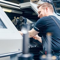 Vacancy_CNC_Hydraulics.jpg