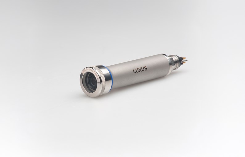 LUXUS-compact-camera.jpg